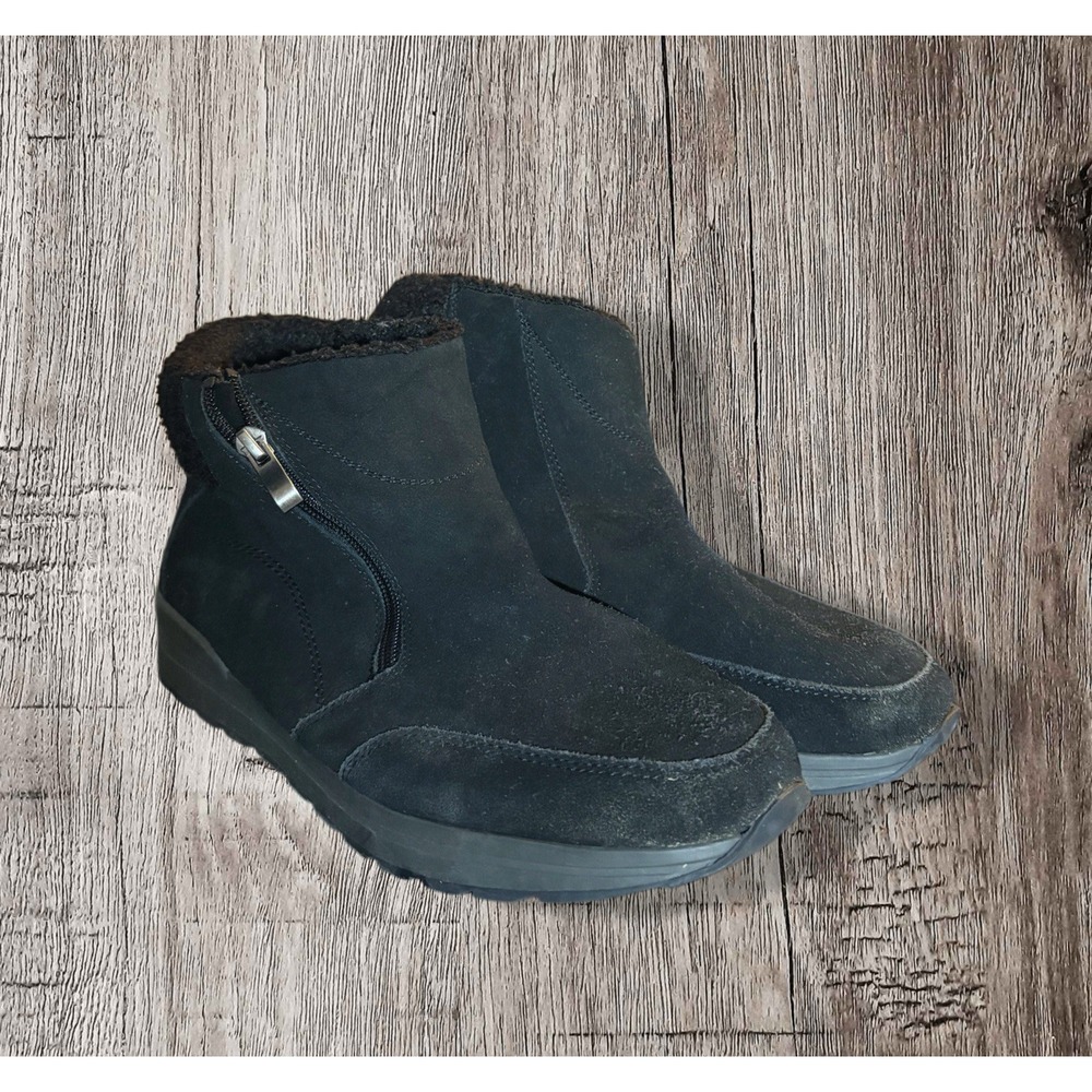 Lands End Black Suede Insulated Son Boots Size 10B
